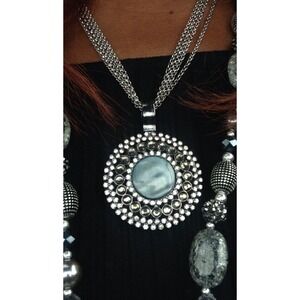 Premier Designs Statement Necklace Silver Tone Rhinestone Round Pendant Chain